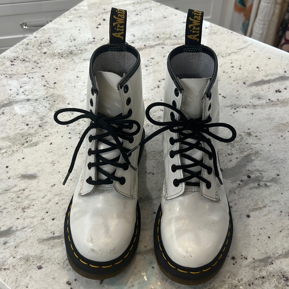 Dr Martens US 6 ladies